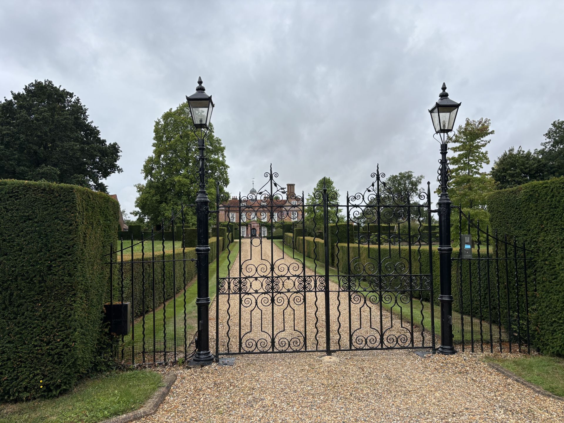 Mackeyre End House